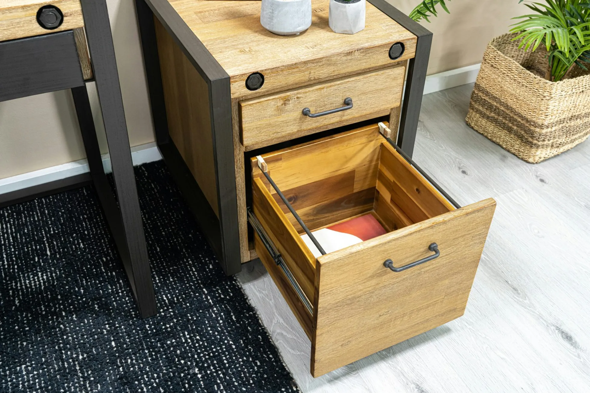 Meuble bas / Caisson de Bureau à roulettes Inspiration Indus' en Acacia et Métal, 2 tiroirs 51x60x60cm BROOKLYN