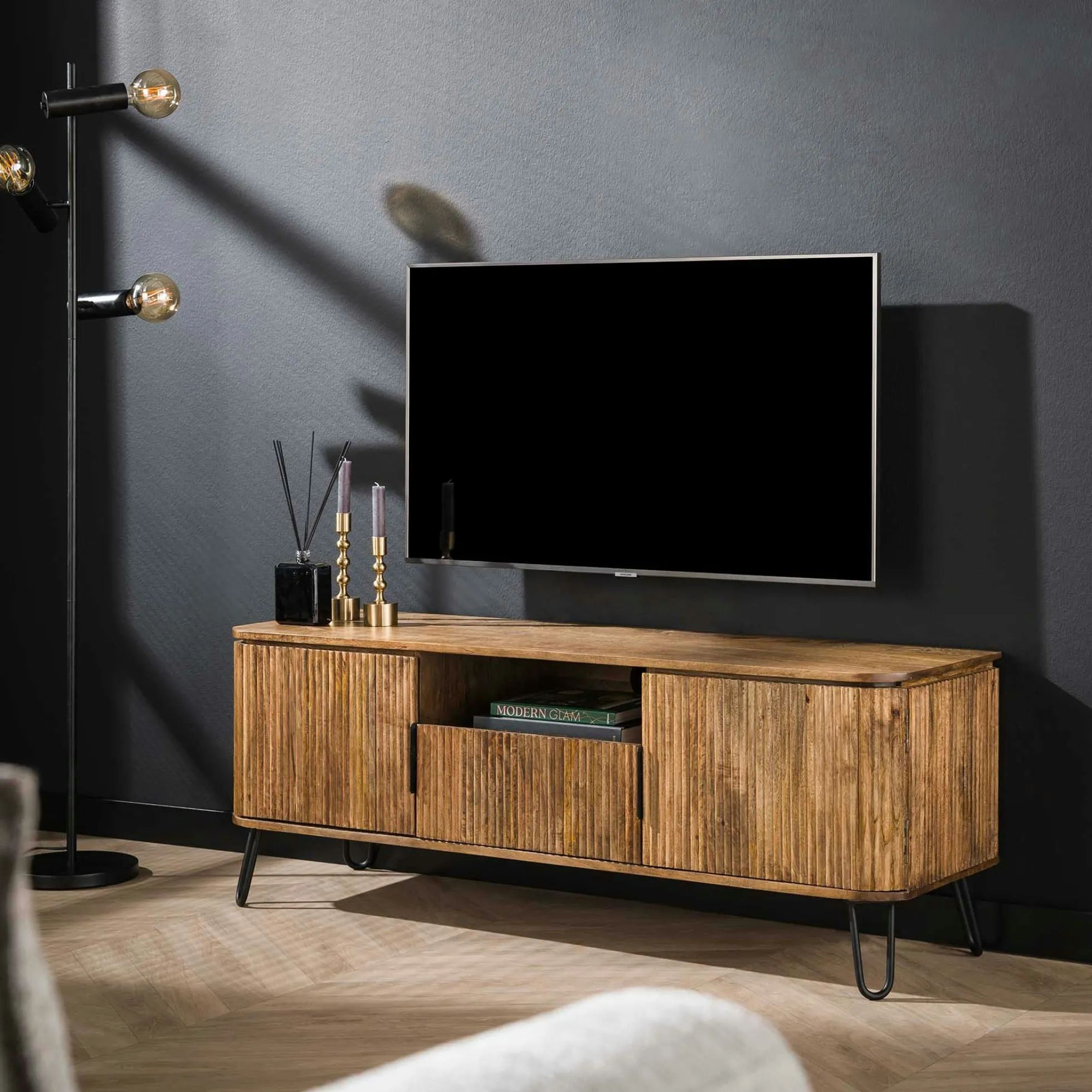Meuble TV en bois de manguier motif baguette DELHI