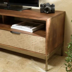 Meuble TV en bois pieds couleur laiton grande niche 2 tiroirs KANHA