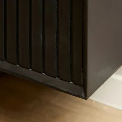 Meuble TV suspendu bois noir 4 portes rainurées CORTINA