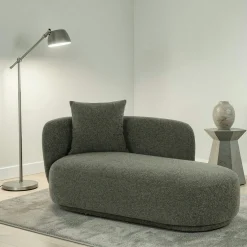 Méridienne verte design organique et coussin assorti NAMSOS
