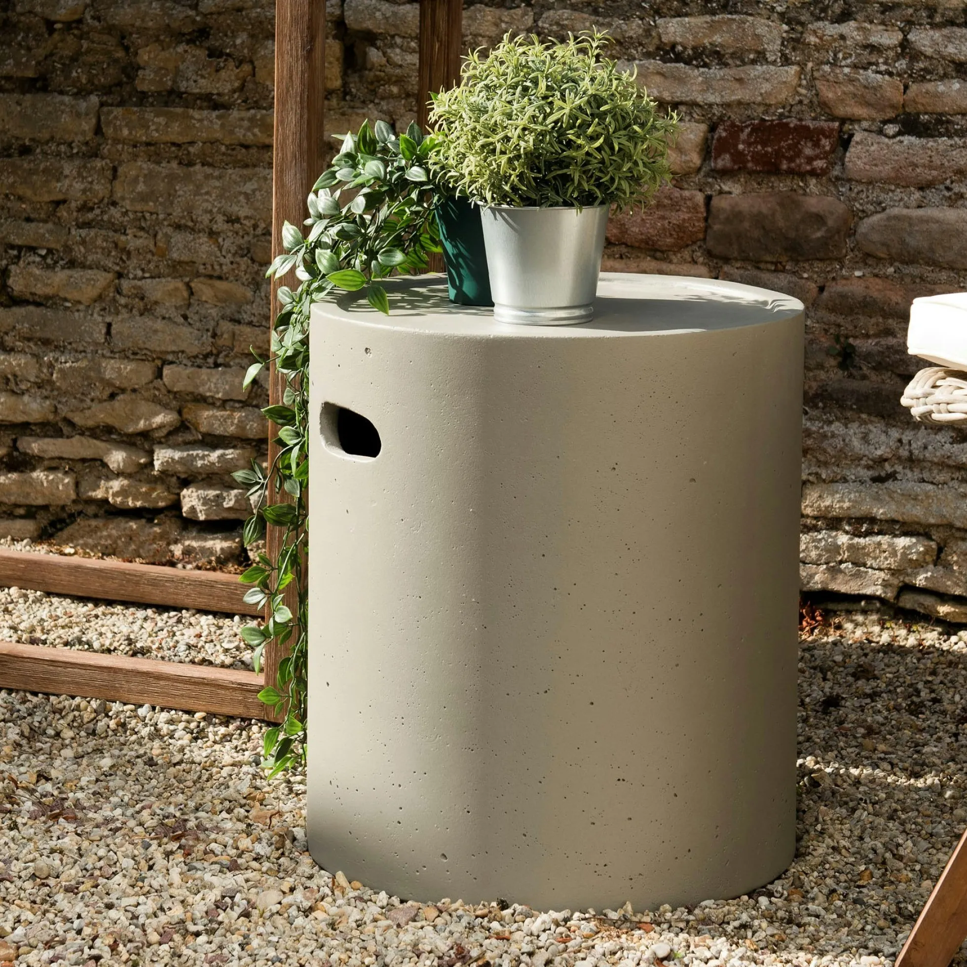 Petite table basse de jardin béton HERCULE