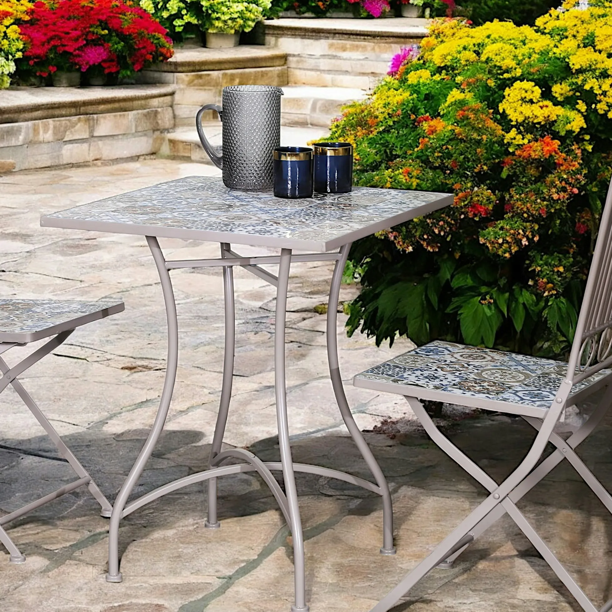 Petite table de jardin carreaux de ciment bleu et taupe 58 cm GRENADE