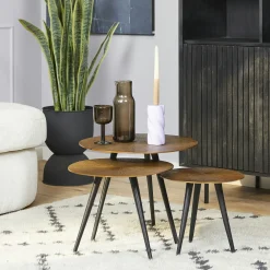 Petite table gigogne en aluminium doré à rainures (lot de 3) KANO