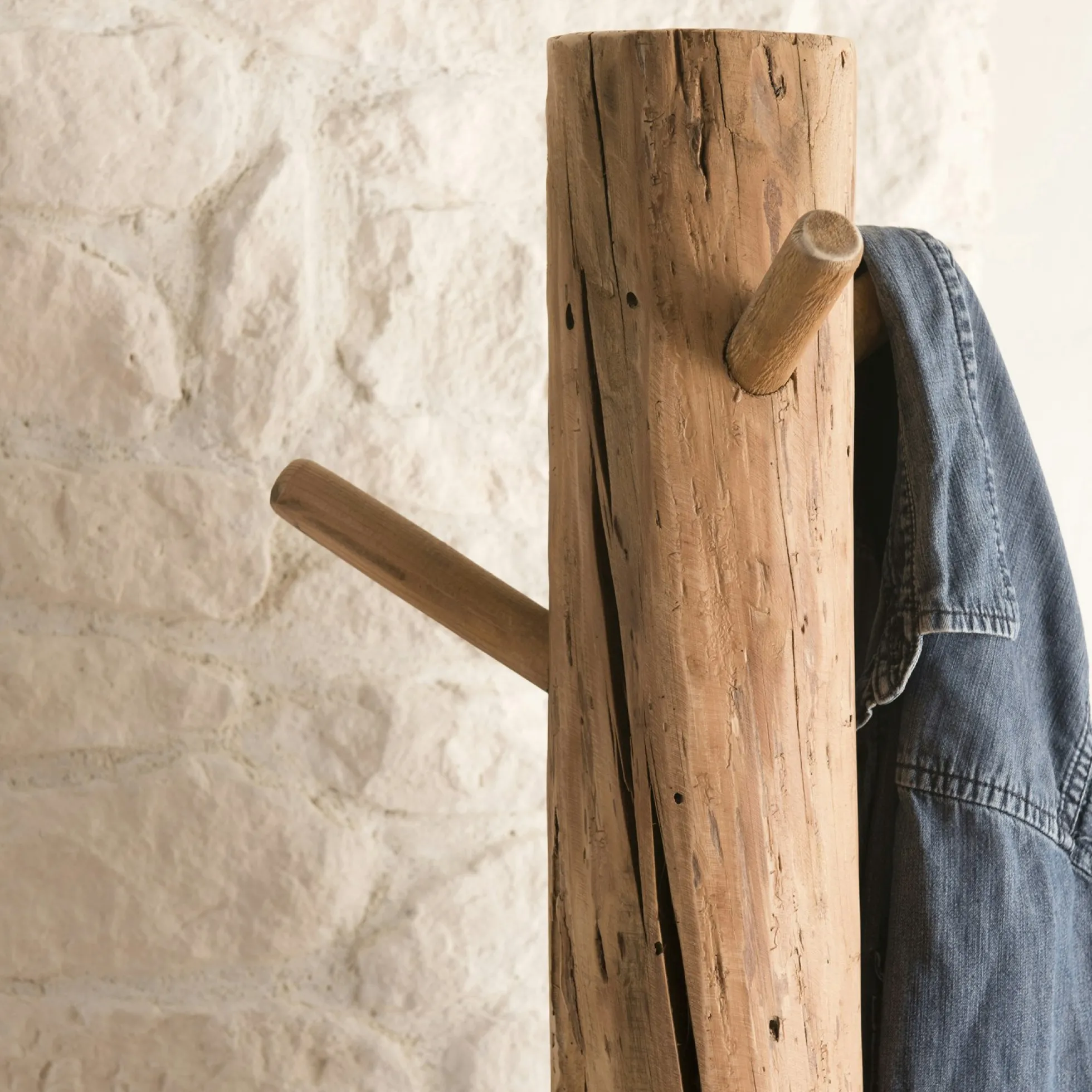 Portemanteau en bois de pin recyclé DENVER