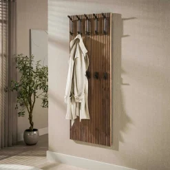 Portemanteau mural en bois d'acacia rainuré 10 crochets NAKO