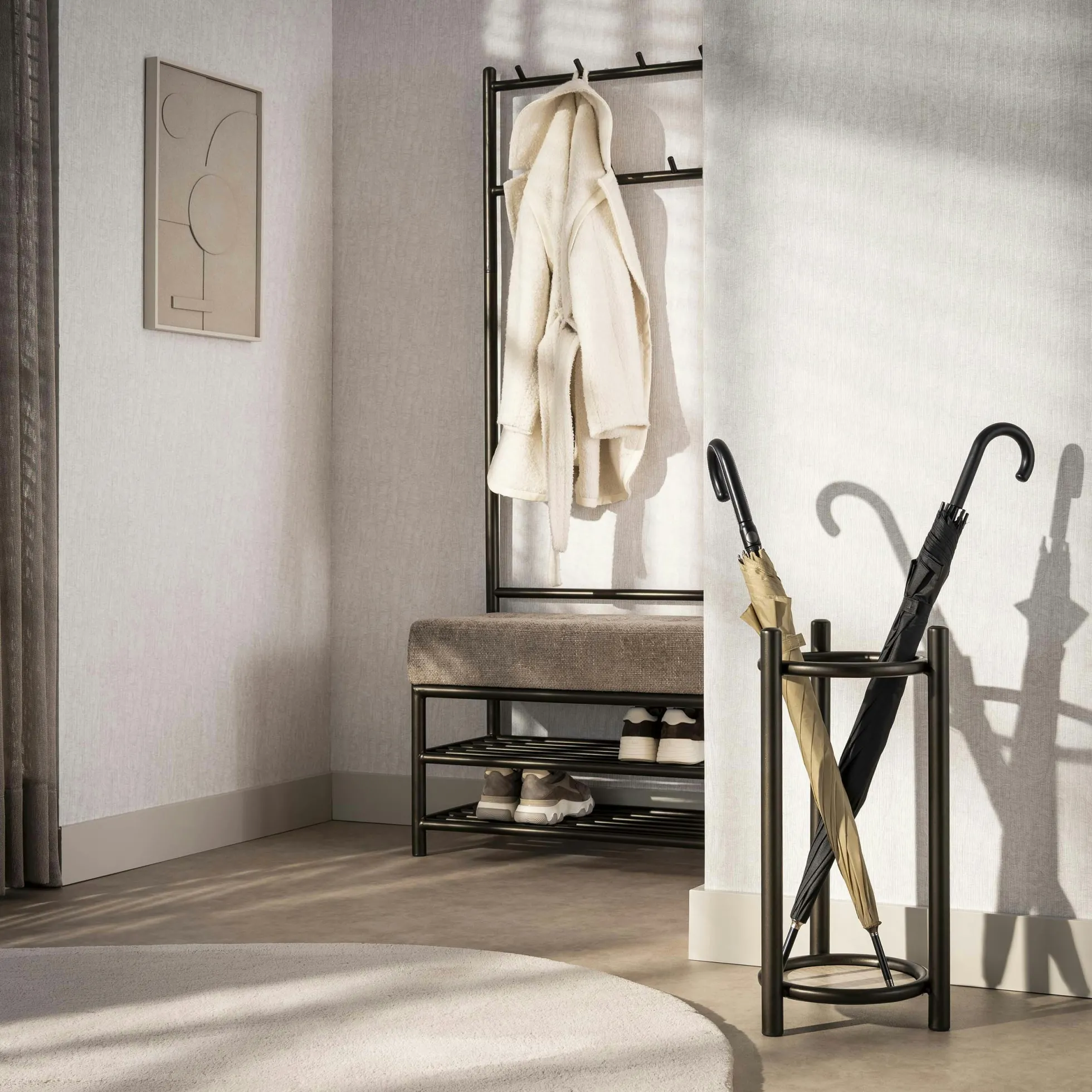 Porte-parapluies moderne en métal fini bronze HELSINKI
