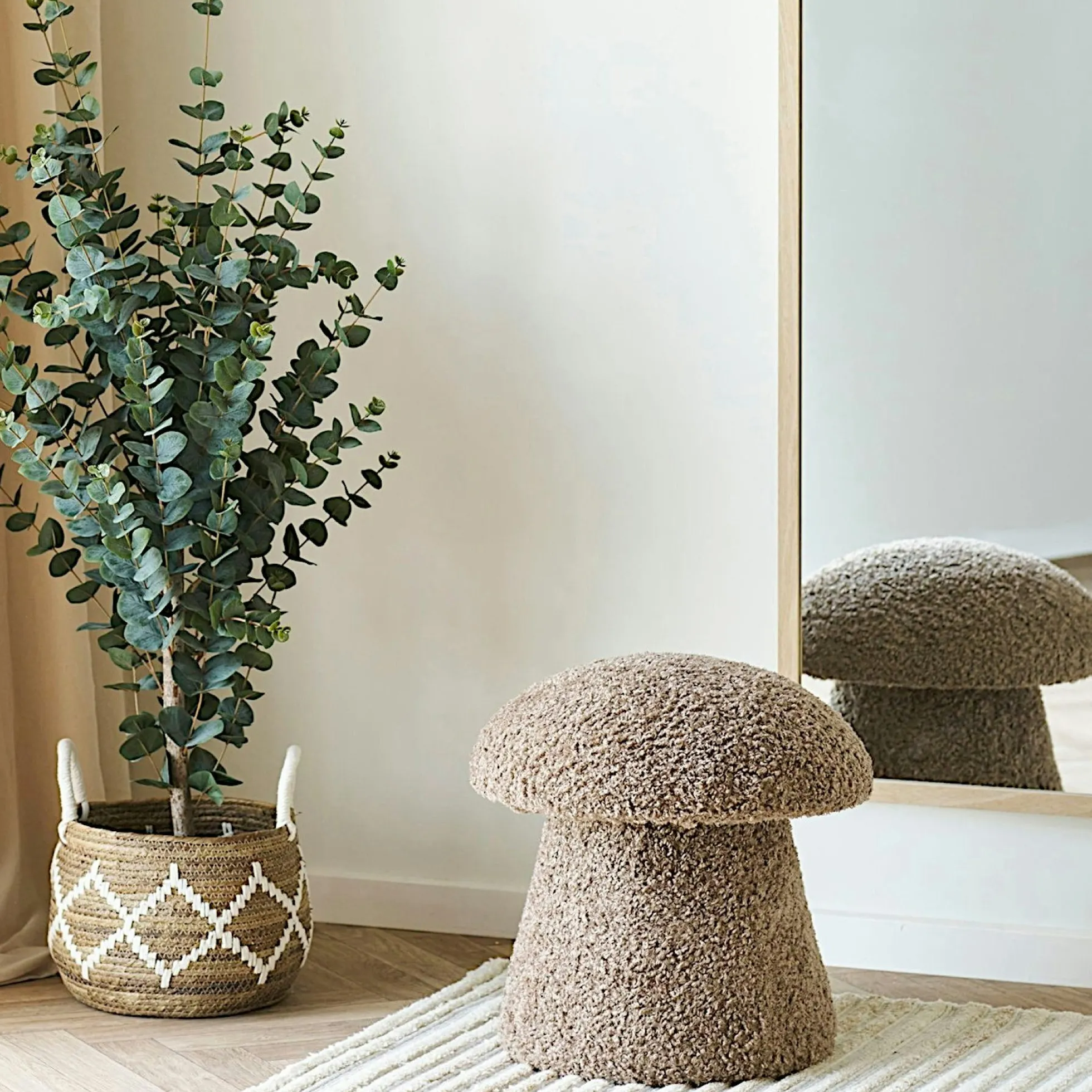 Pouf bouclette marron teddy design champignon BERLIN