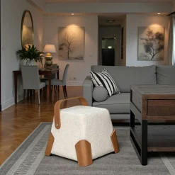 Pouf design blanc avec poignée en bois IENA