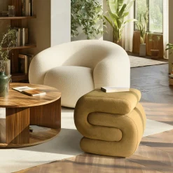 Pouf en tissu effet velours jaune moutarde COLOMBUS