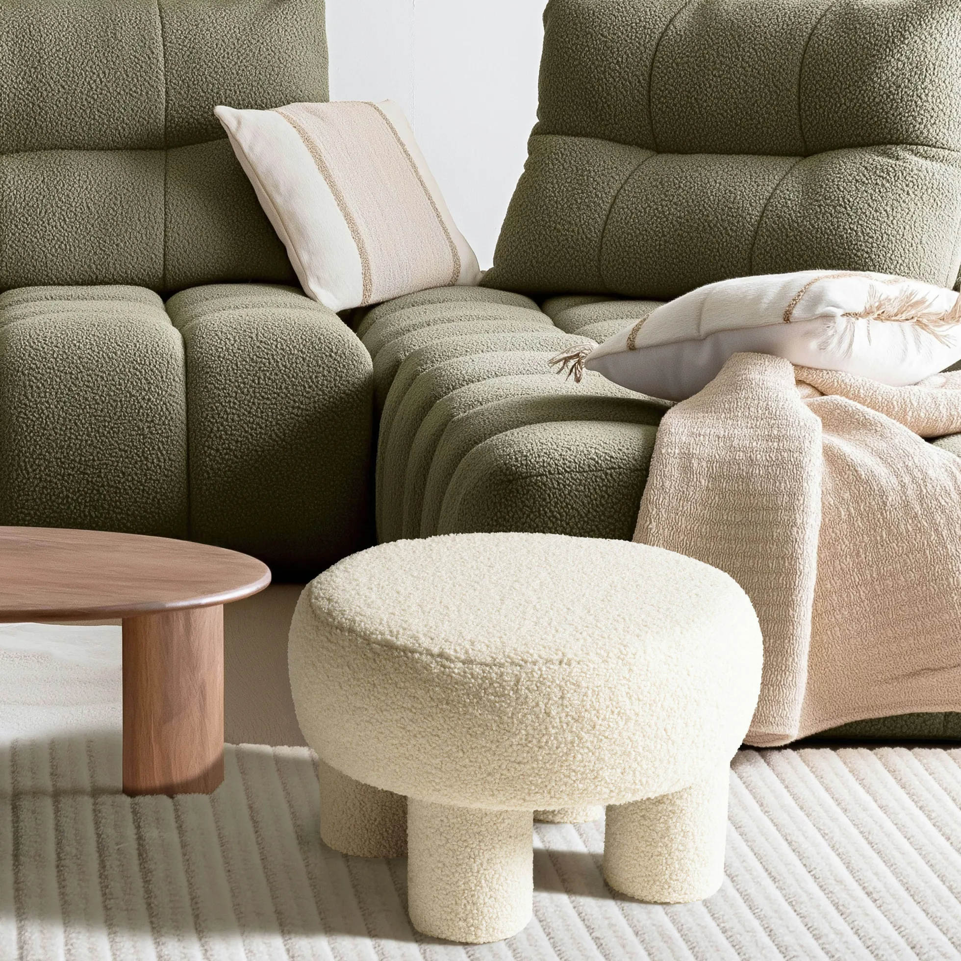 Pouf rond en tissu bouclette blanc CASTILLE