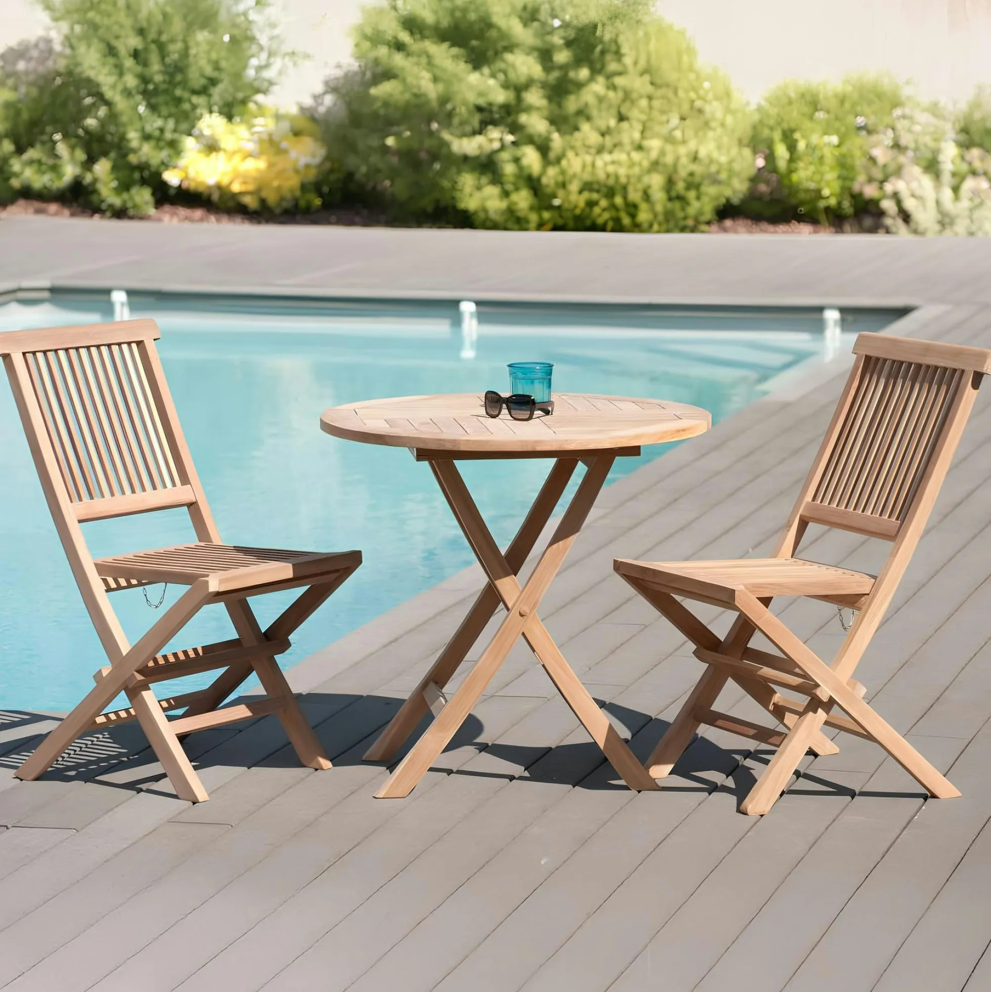 Salon de jardin en teck brut Table ronde pliante 80cm 2 chaises SUMMER