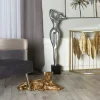 Sculpture moderne lionne et lionceau couleur dorée