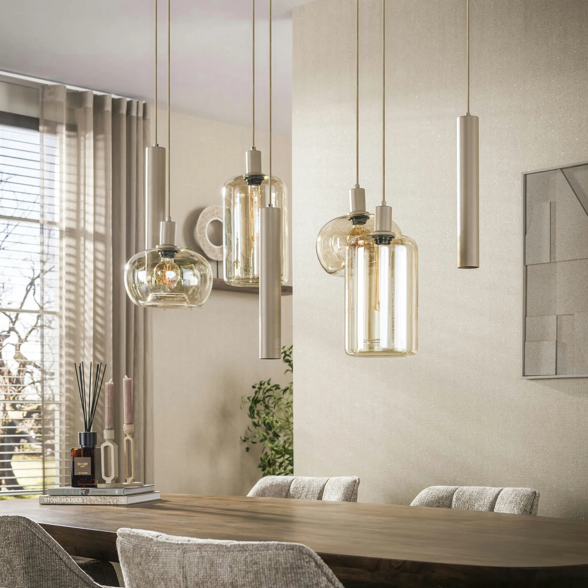 Suspension de table verre et métal beige 7 lampes NIAGARA