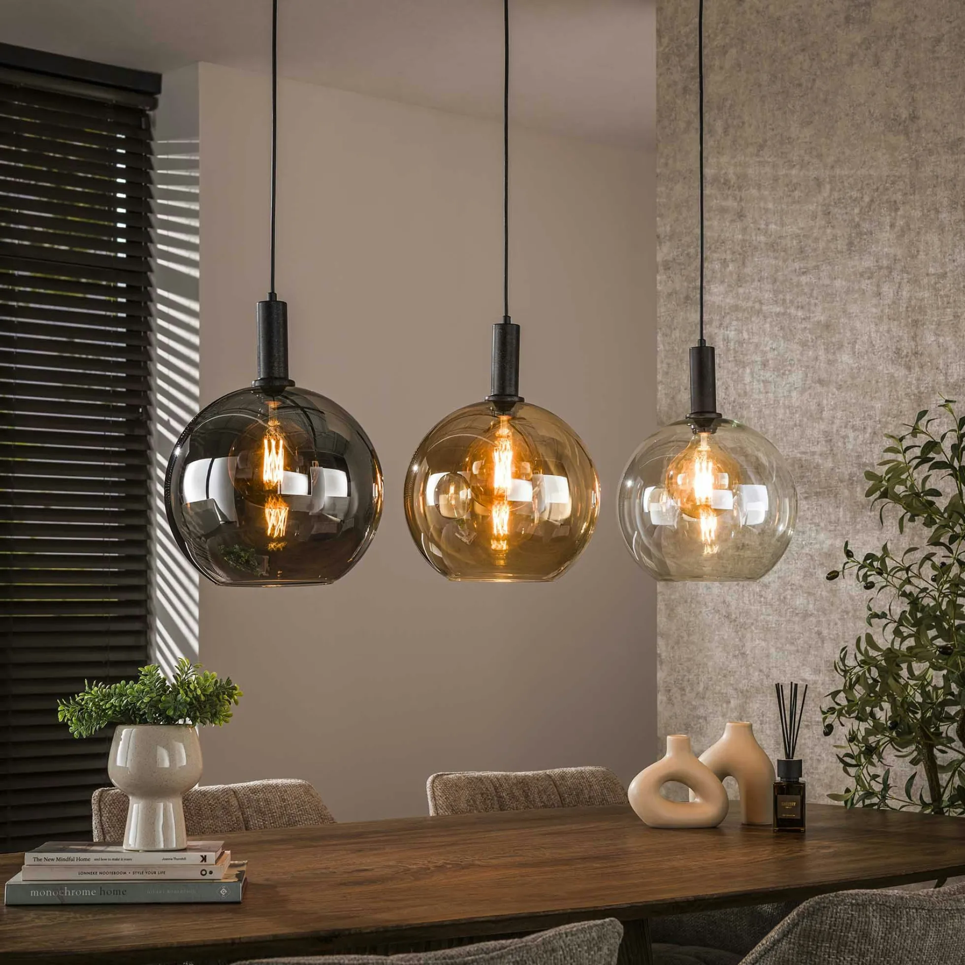 Suspension îlot cuisine 3 globes multicolores NOVA