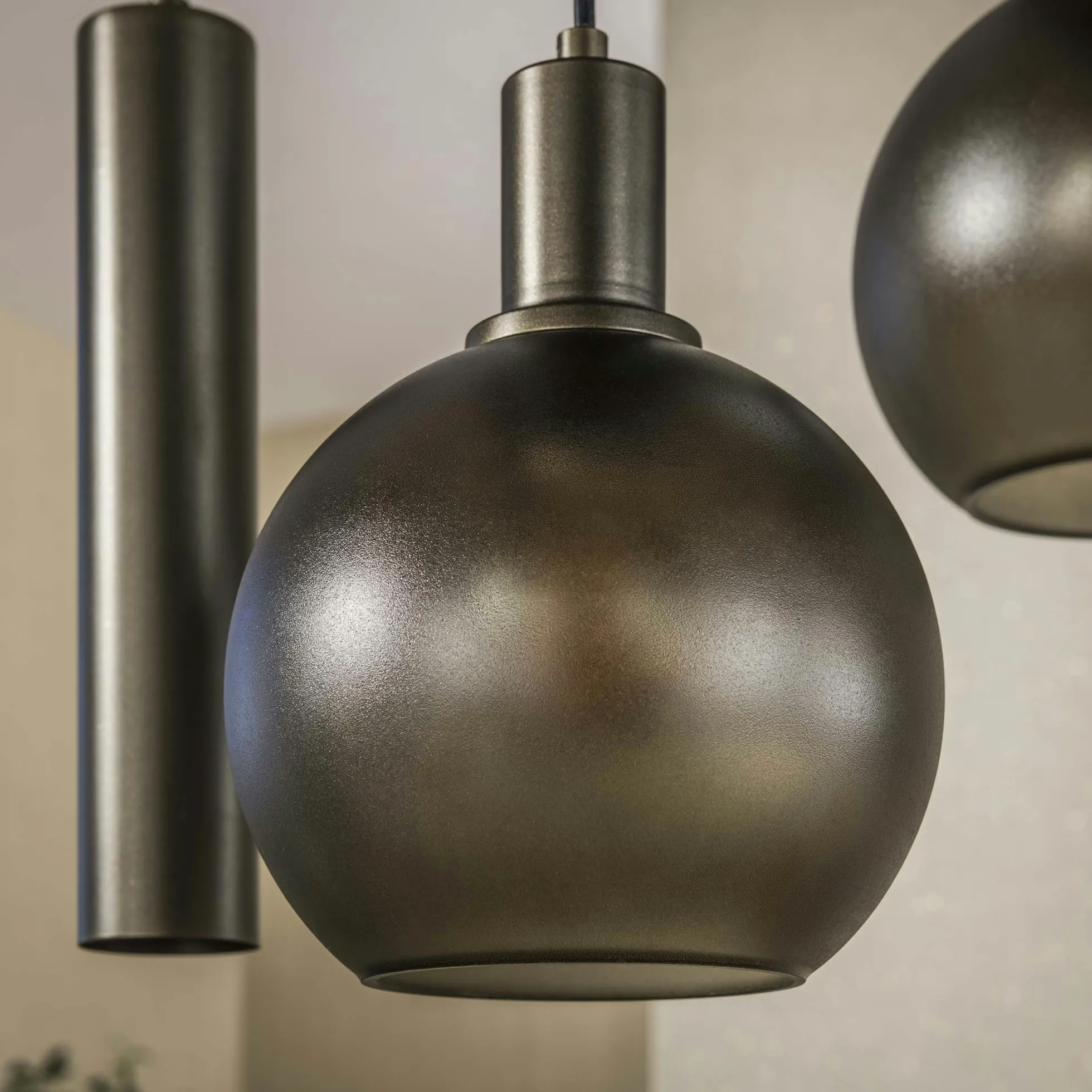 Suspension îlot cuisine verre brun givré métal bronze 7 lampes NOVA