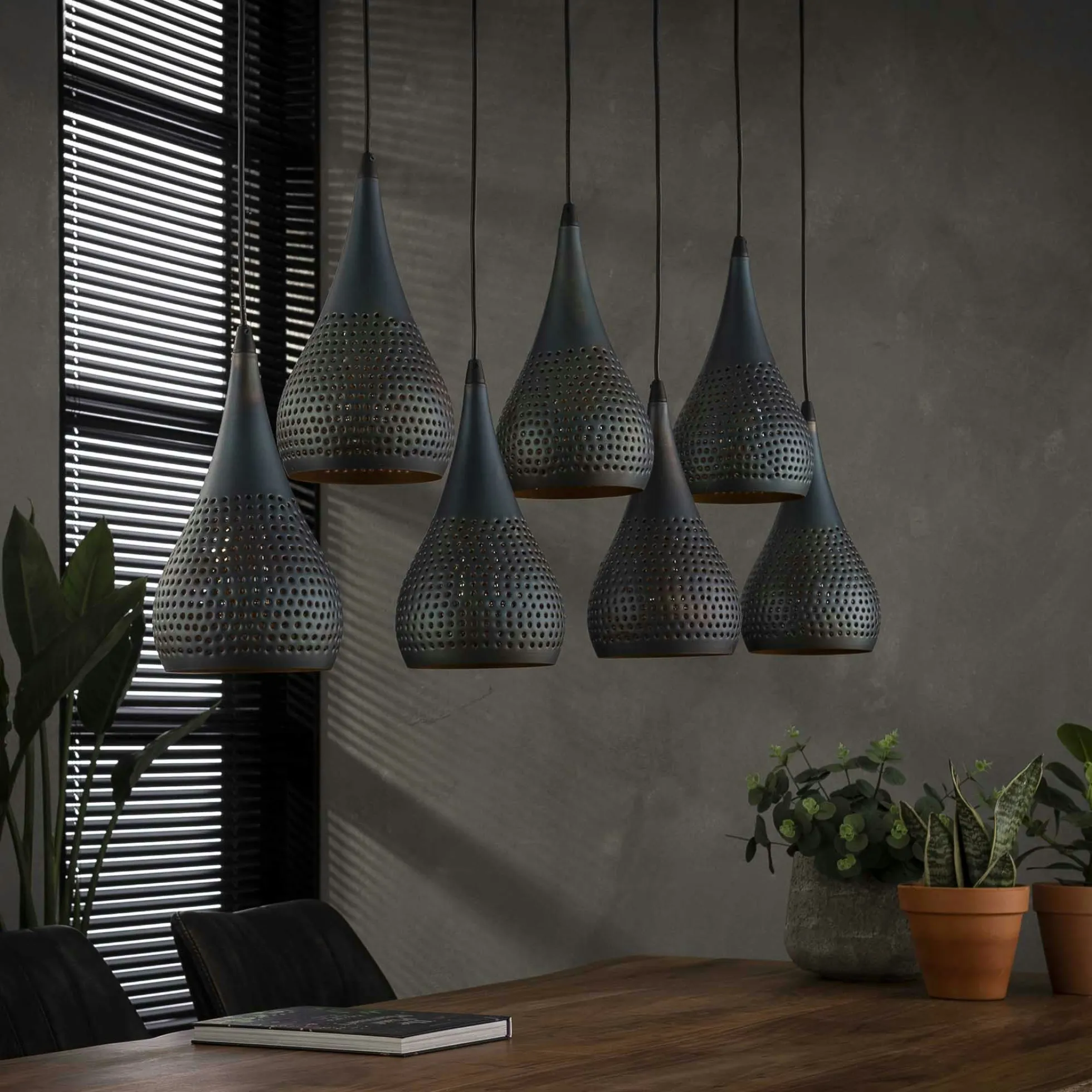 Suspension moderne goutte 7 lampes ajourées RALF