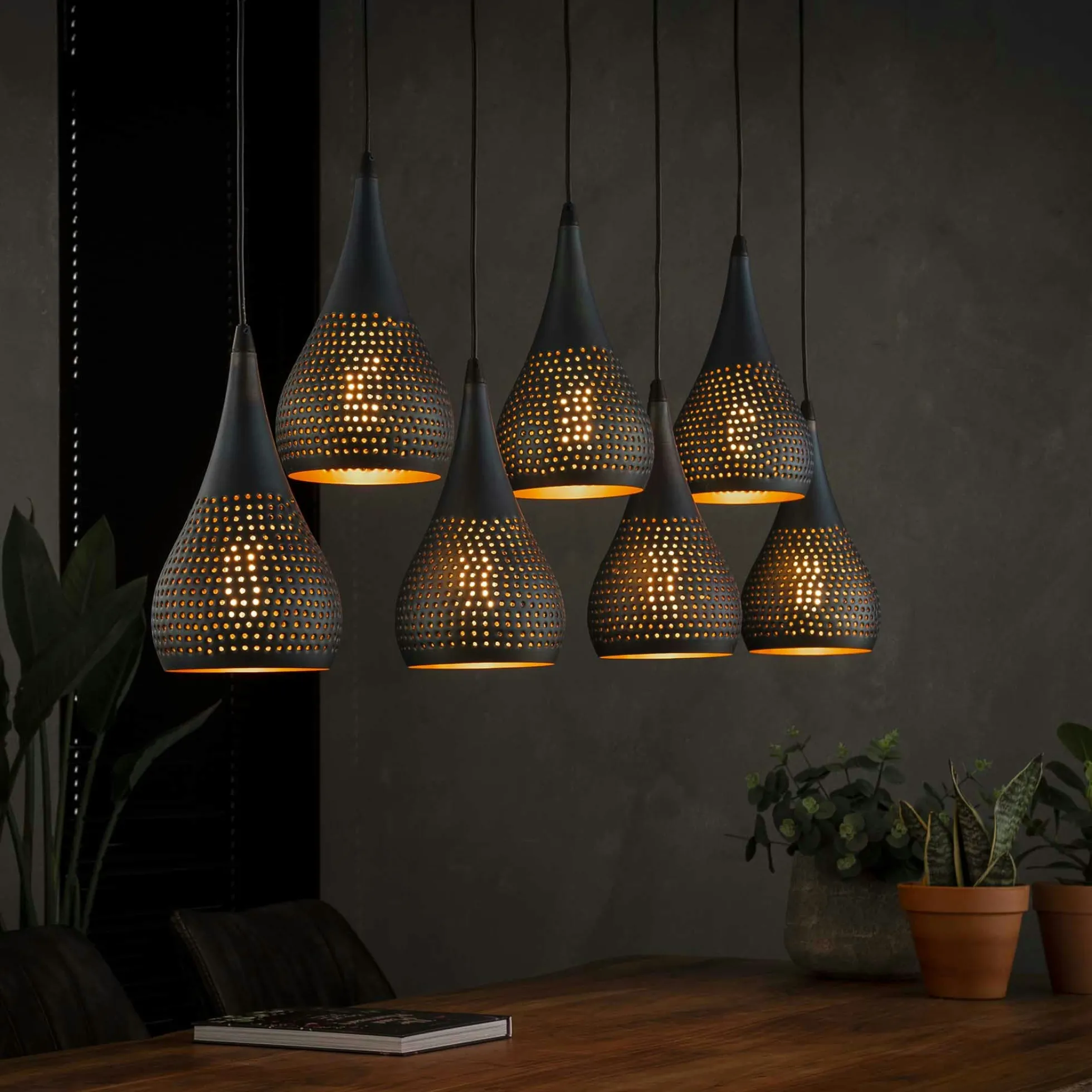 Suspension moderne goutte 7 lampes ajourées RALF