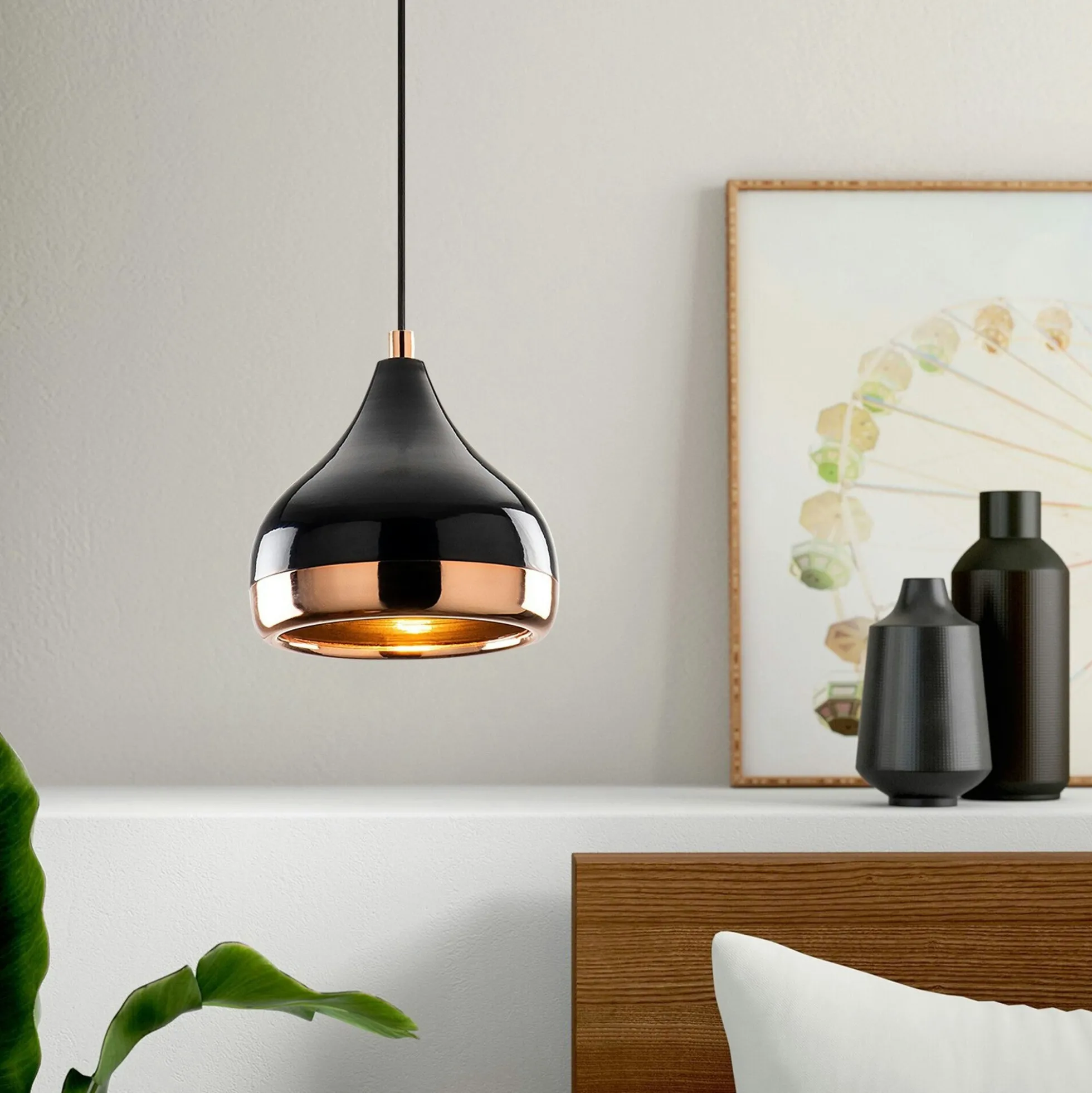 Suspension moderne laquée noire et cuivre, forme goutte SILE