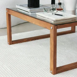Table basse carrée en verre et bois brun LHASA