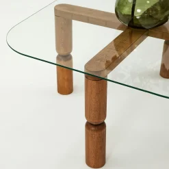 Table basse carrée en verre - pieds bois marron sculpté BOMA
