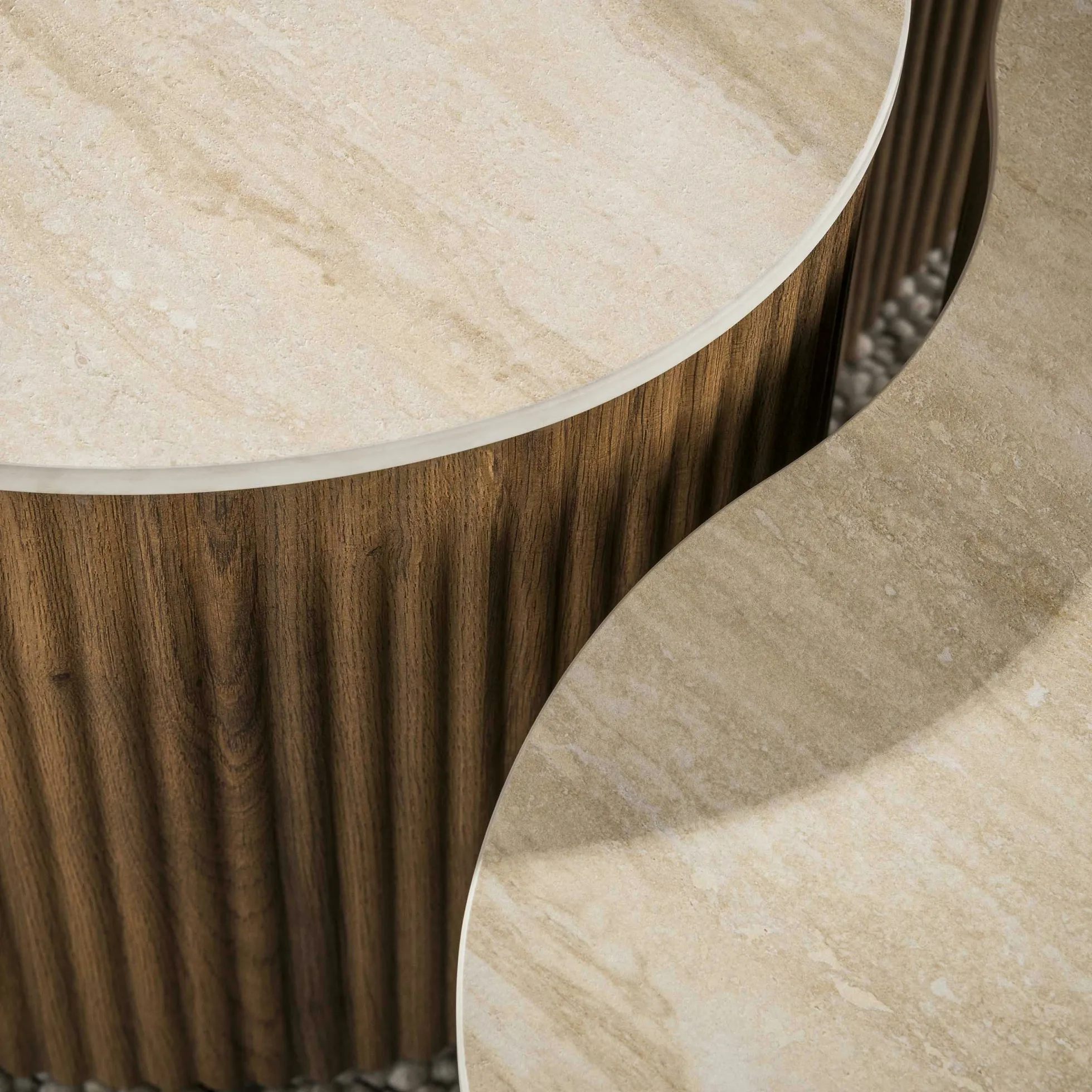 Table basse céramique 3D à pied rainuré (lot de 2) MAHAL