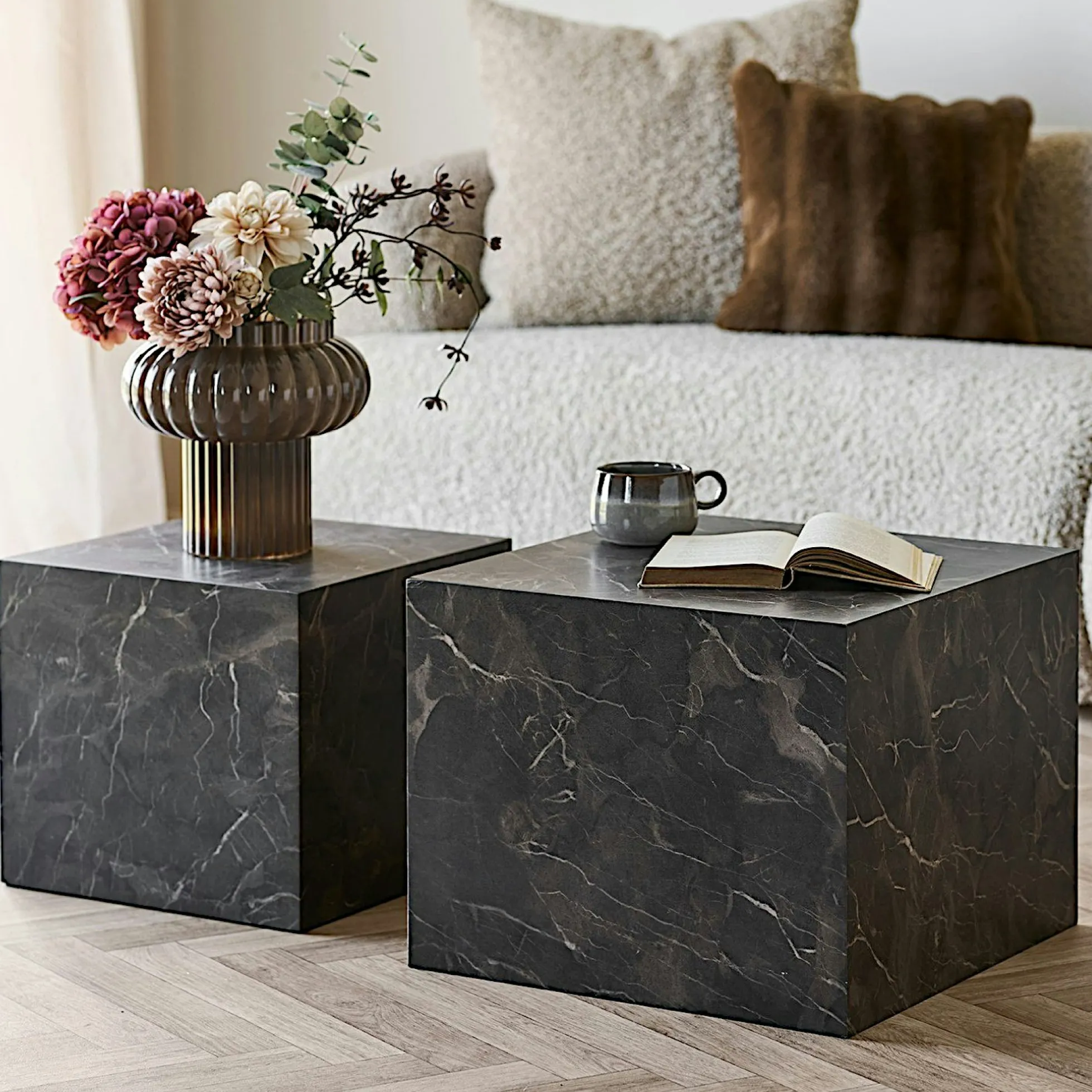 Table basse cube design effet marbre brun (lot de 2) TORANO