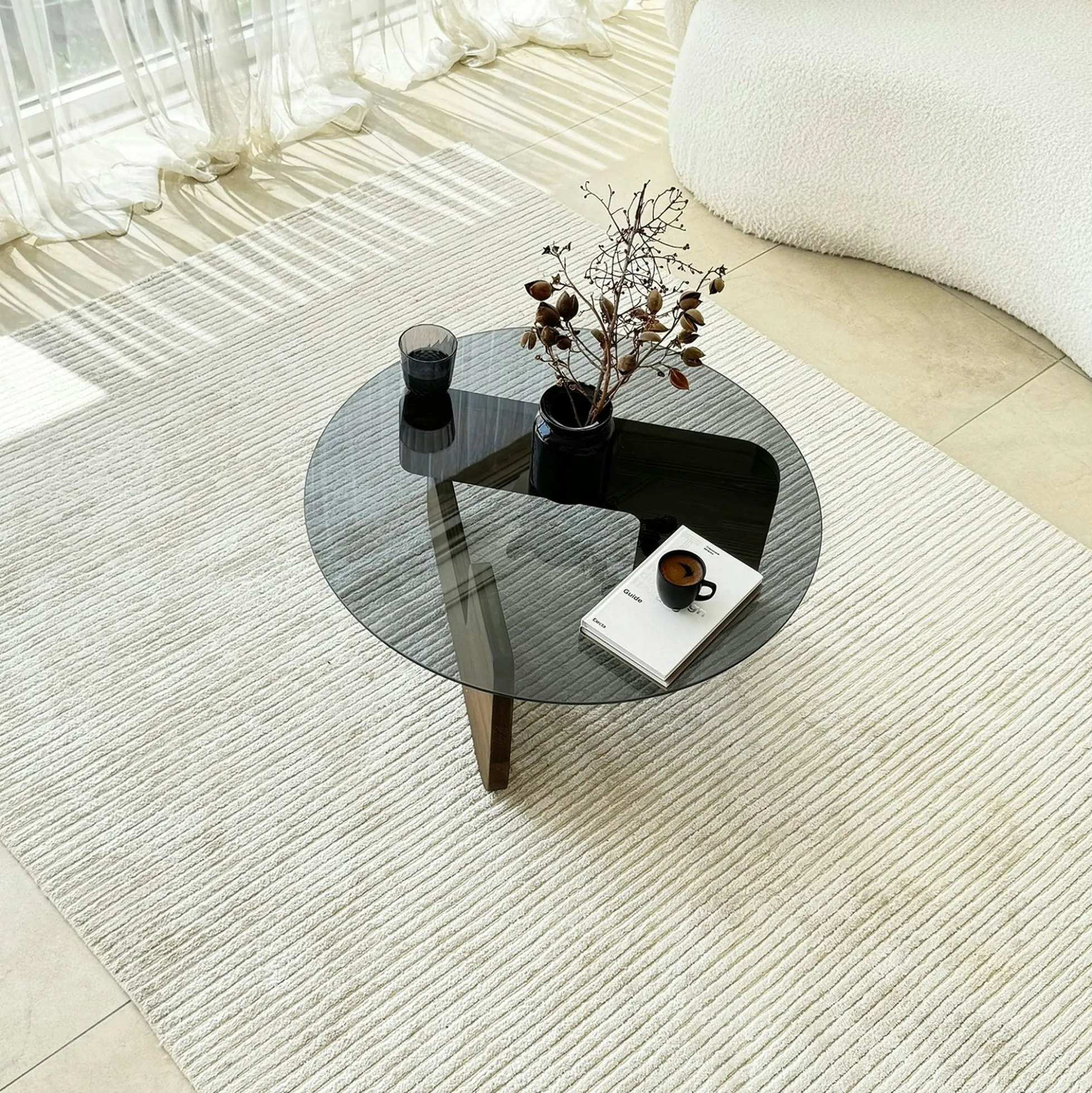 Table basse design en verre fumé - pied bois brun ANZIO