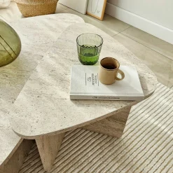Table basse effet travertin, triangle organique (x2) MARFA