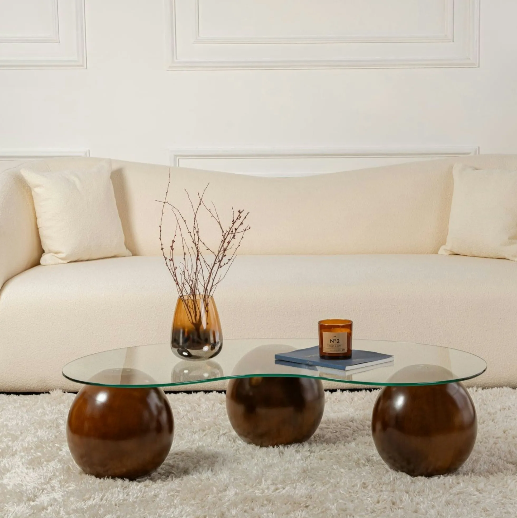 Table basse en verre design – 3 pieds boules marrons KOCHI