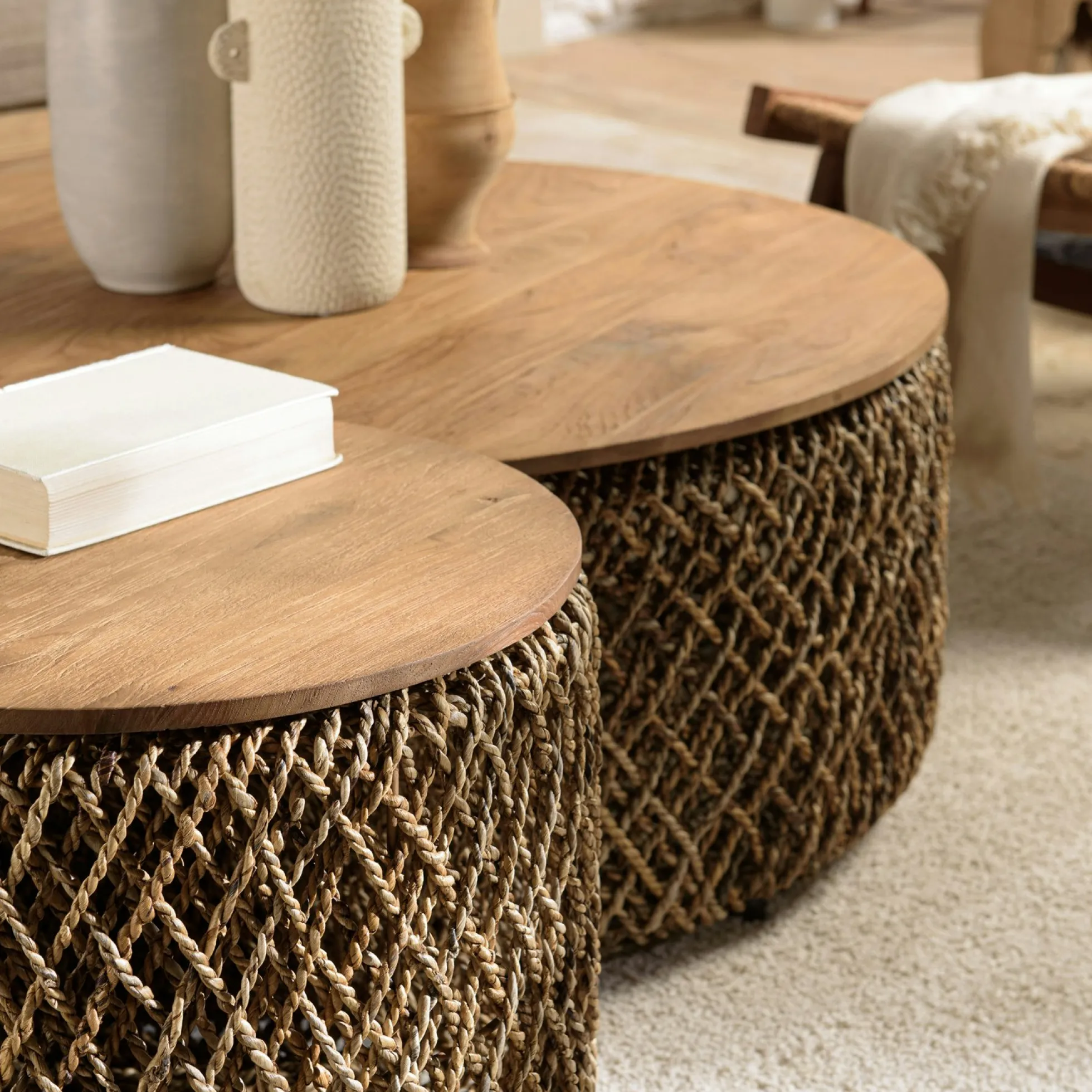 Table basse gigogne ronde en teck et rotin (lot de 3) SWING