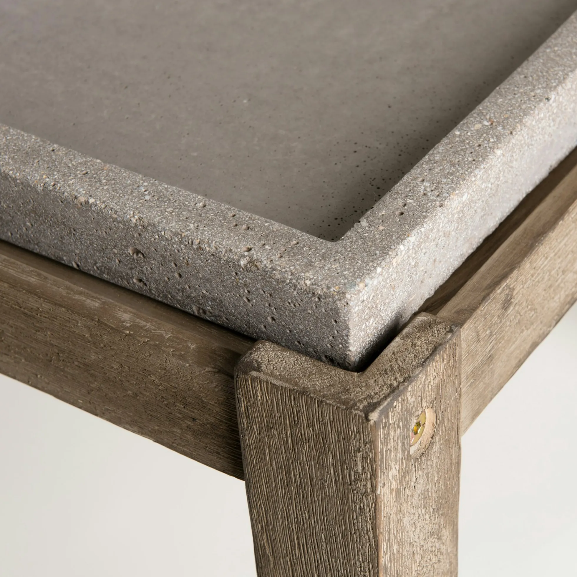 Table basse jardin acacia béton forme carrée PM HERCULE