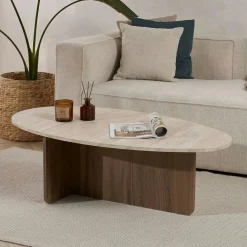 Table basse ovale organique décor travertin et noyer MARFA