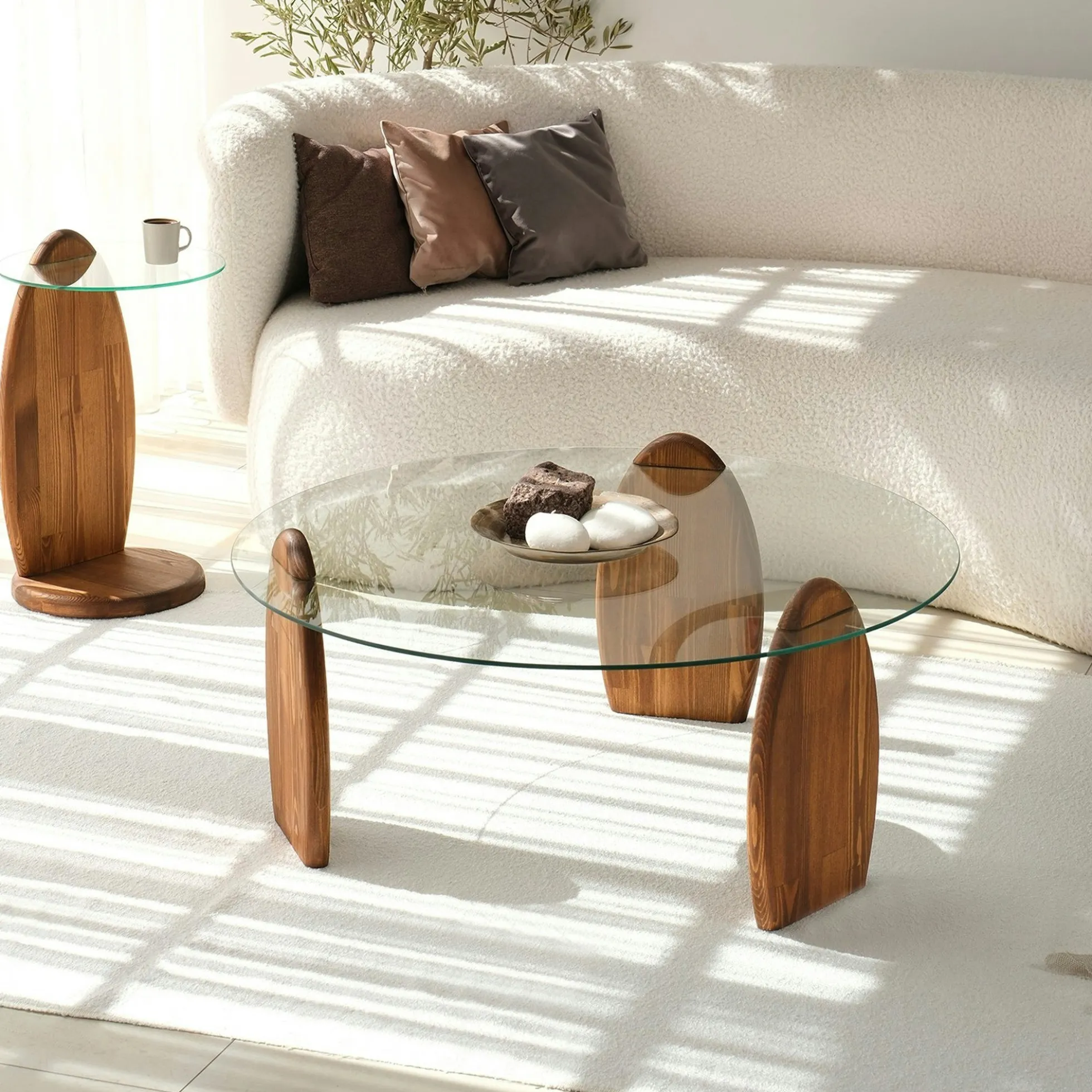 Table basse ronde en verre - 3 pieds bois brun ANZIO