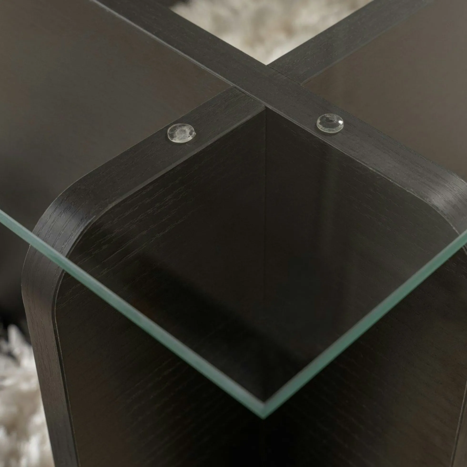 Table basse verre déstructurée – base effet bois noir SALTA