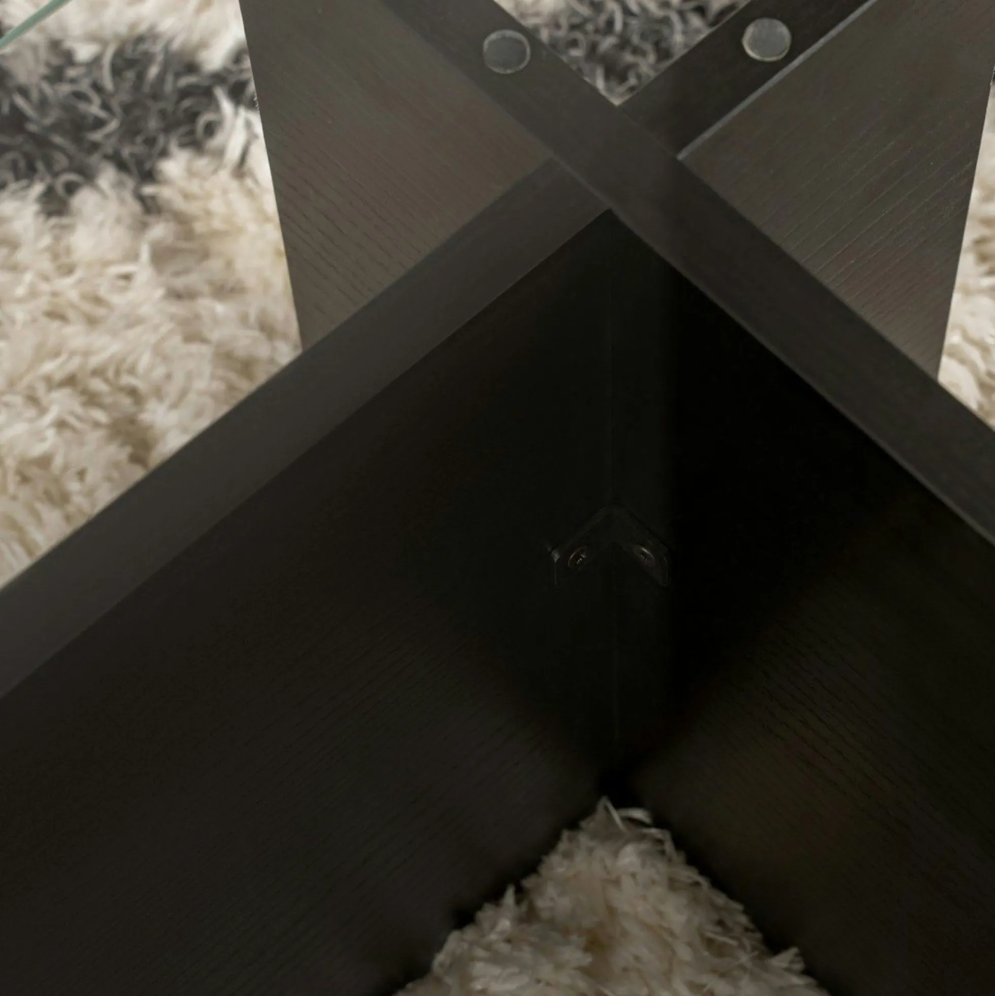 Table basse verre déstructurée – base effet bois noir SALTA