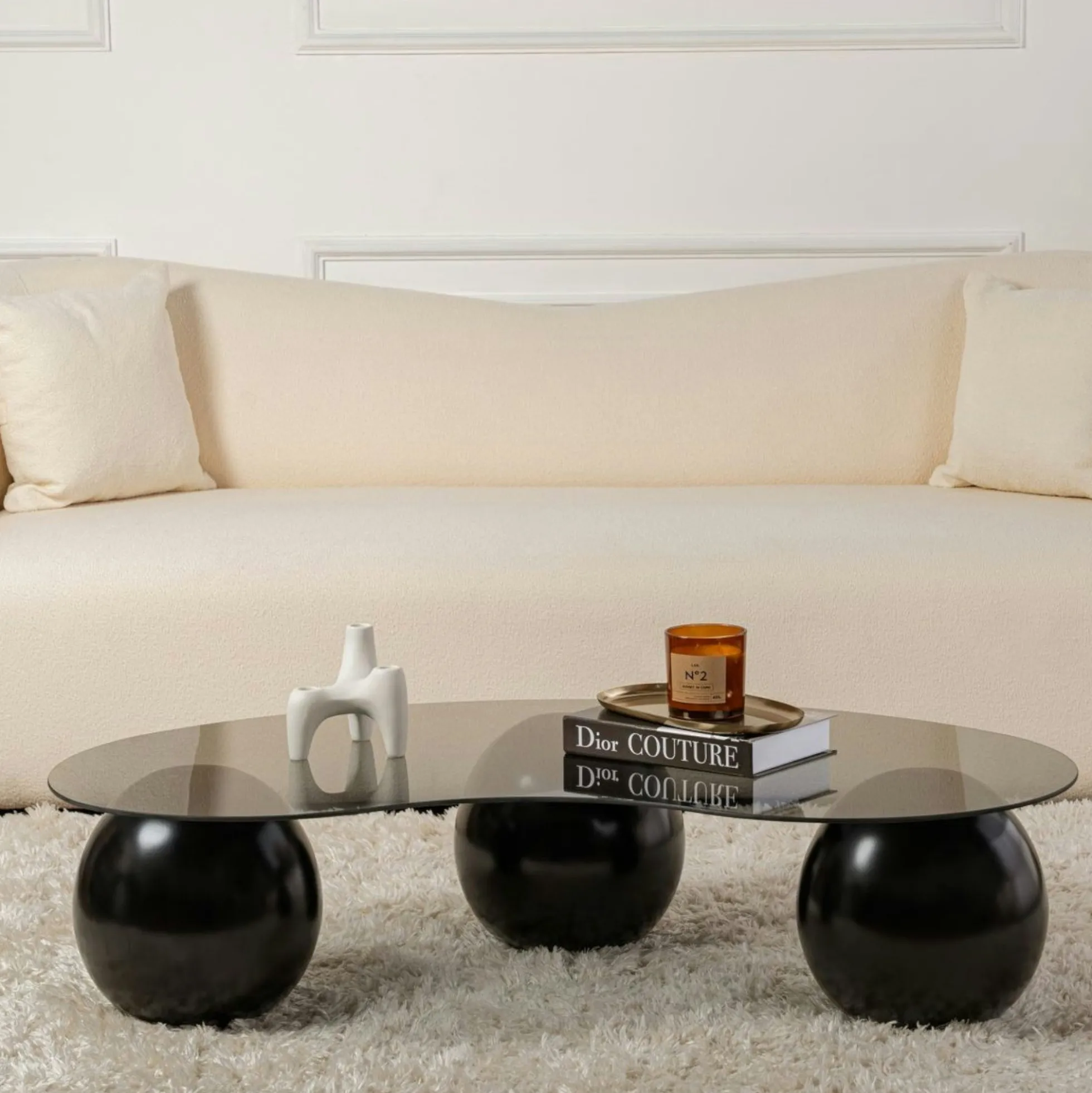 Table basse verre fumé design - 3 pieds boules noirs KOCHI