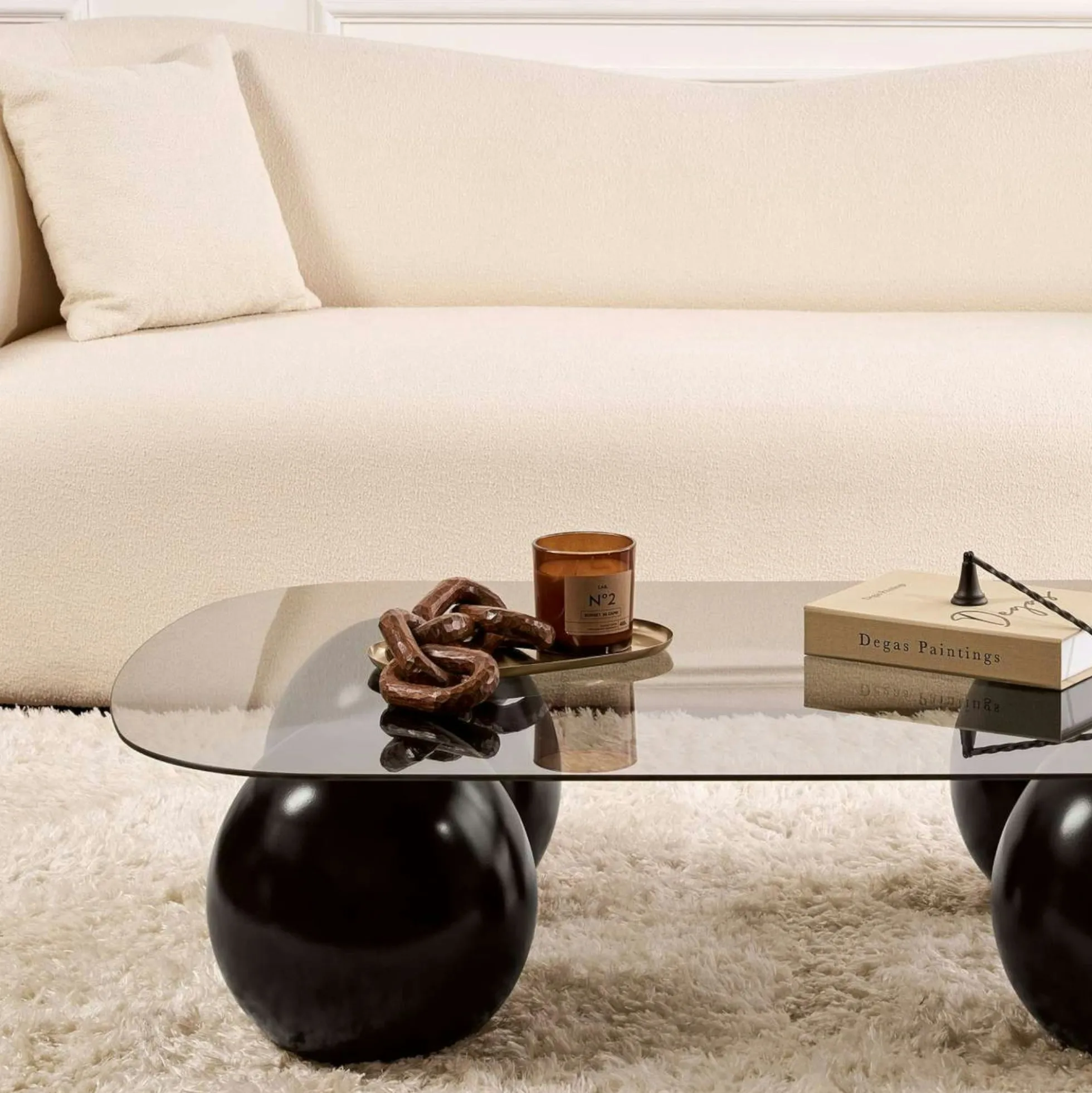 Table basse verre gris bords arrondis - 4 pieds noirs KOCHI