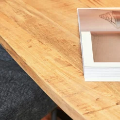 Table bords arrondis en bois 200 cm UTAH