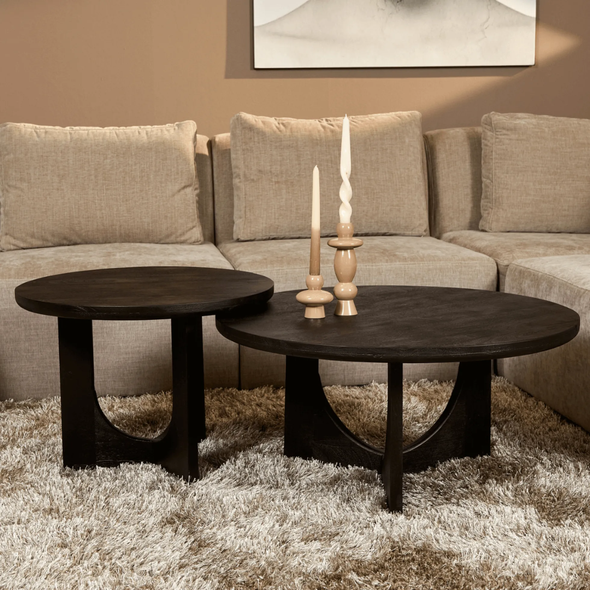 Table d'appoint noire à 3 pieds Ø60 cm ALMA
