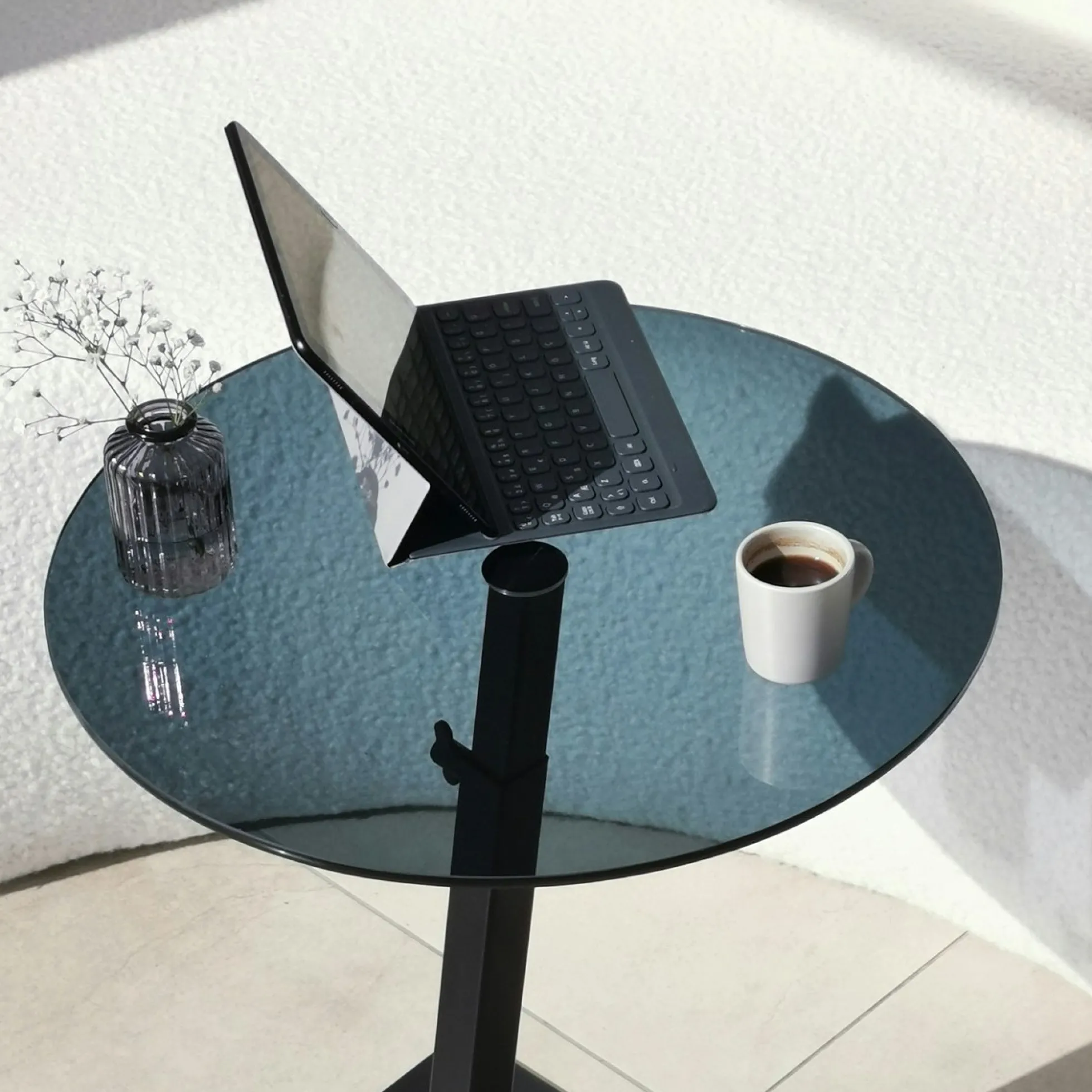 Table d'appoint ordinateur en verre teinté, réglable TULUM