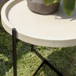 Table d'appoint ronde de jardin plateau béton beige pieds métal HERCULE