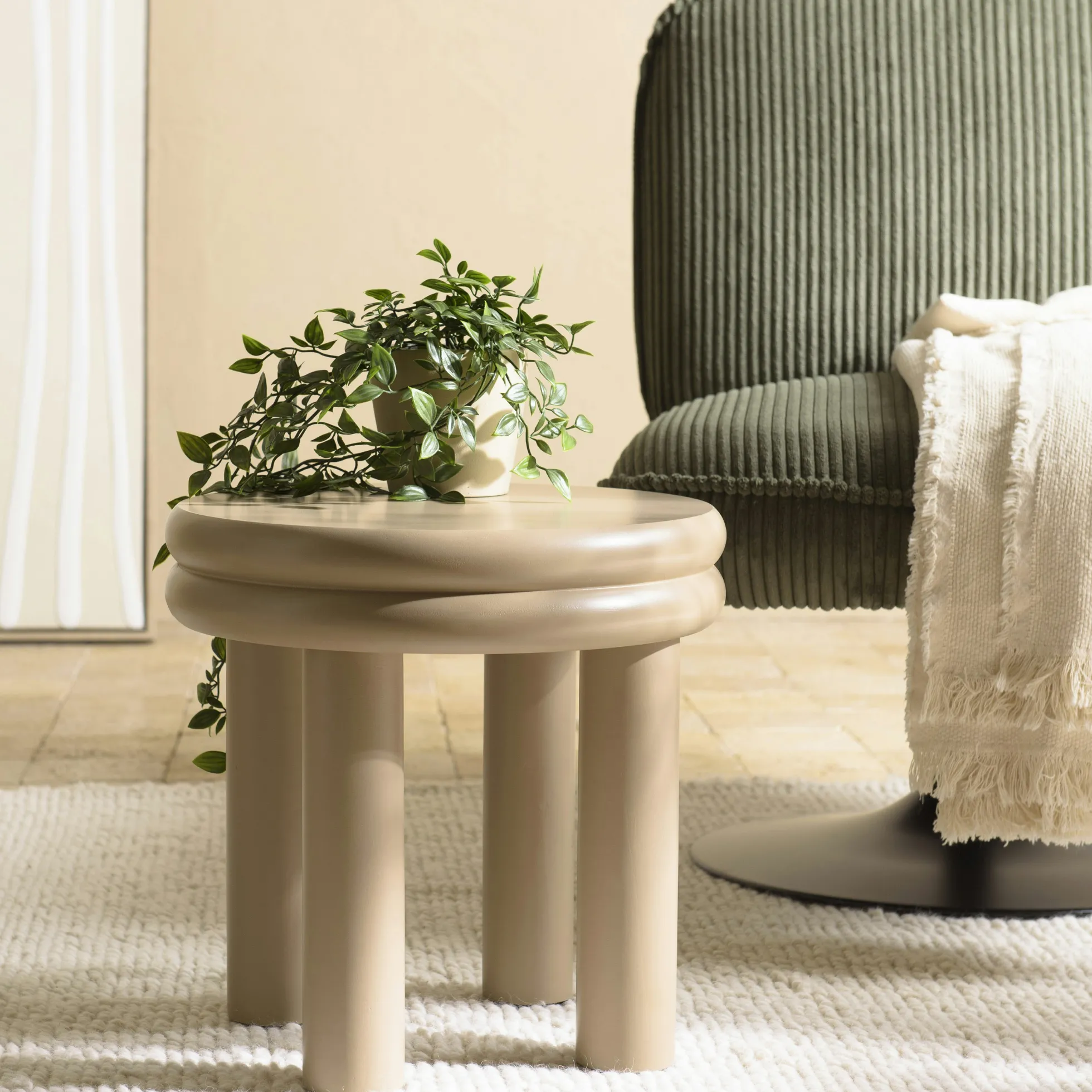 Table d'appoint ronde en bois peint taupe D40cm CASTILLE