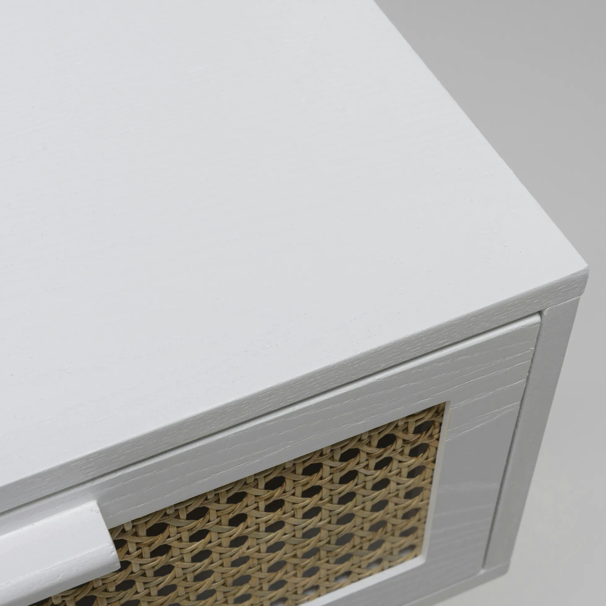 Table de chevet bois blanc 1 tiroir cannage naturel CALVIA