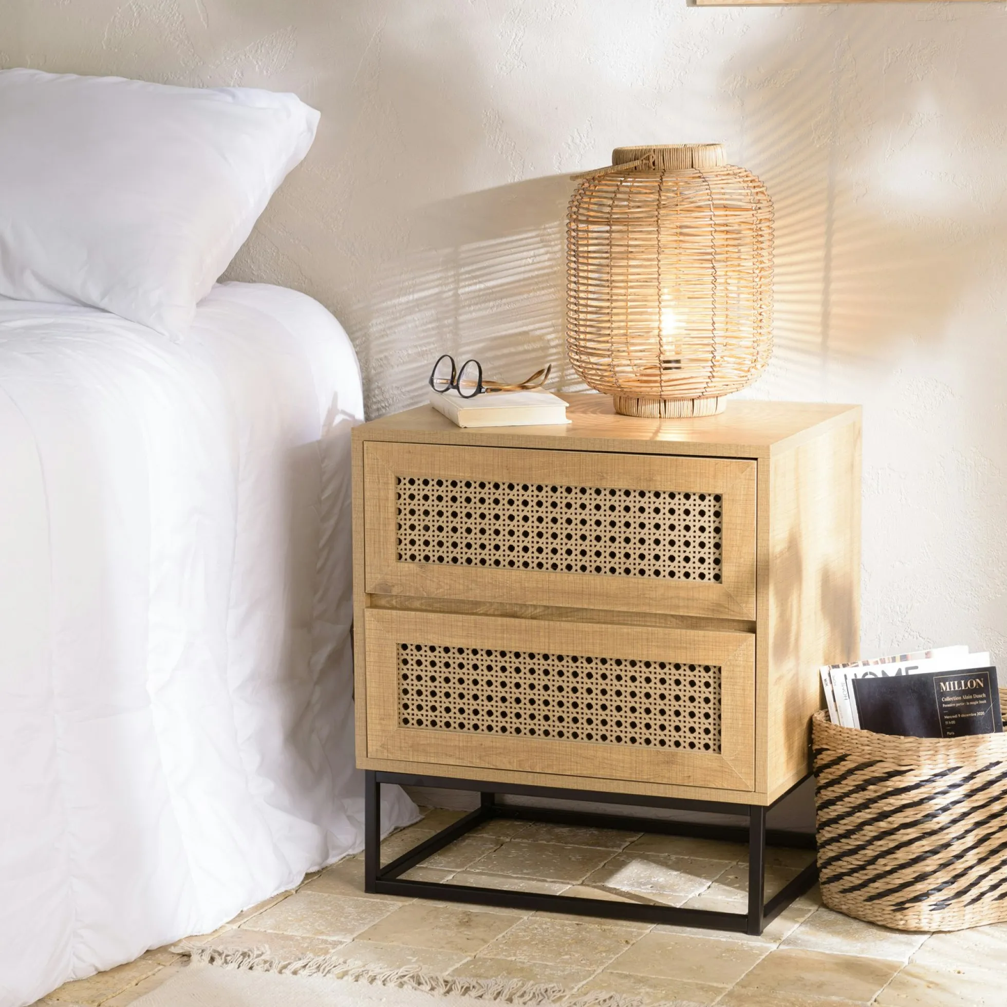 Table de chevet bois naturel 2 tiroirs cannage ALCUDIA