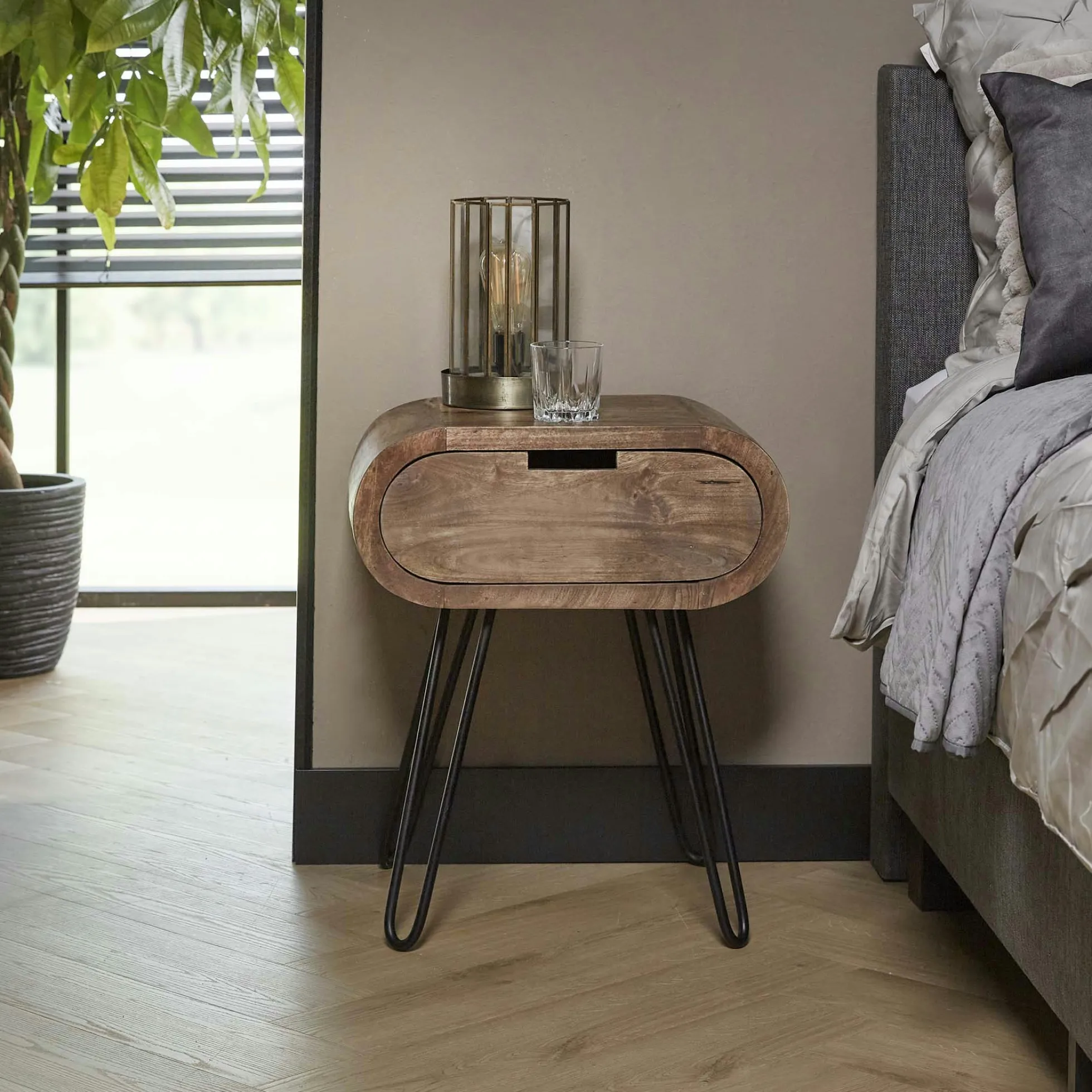 Table de chevet en bois forme oblongue NIAGARA