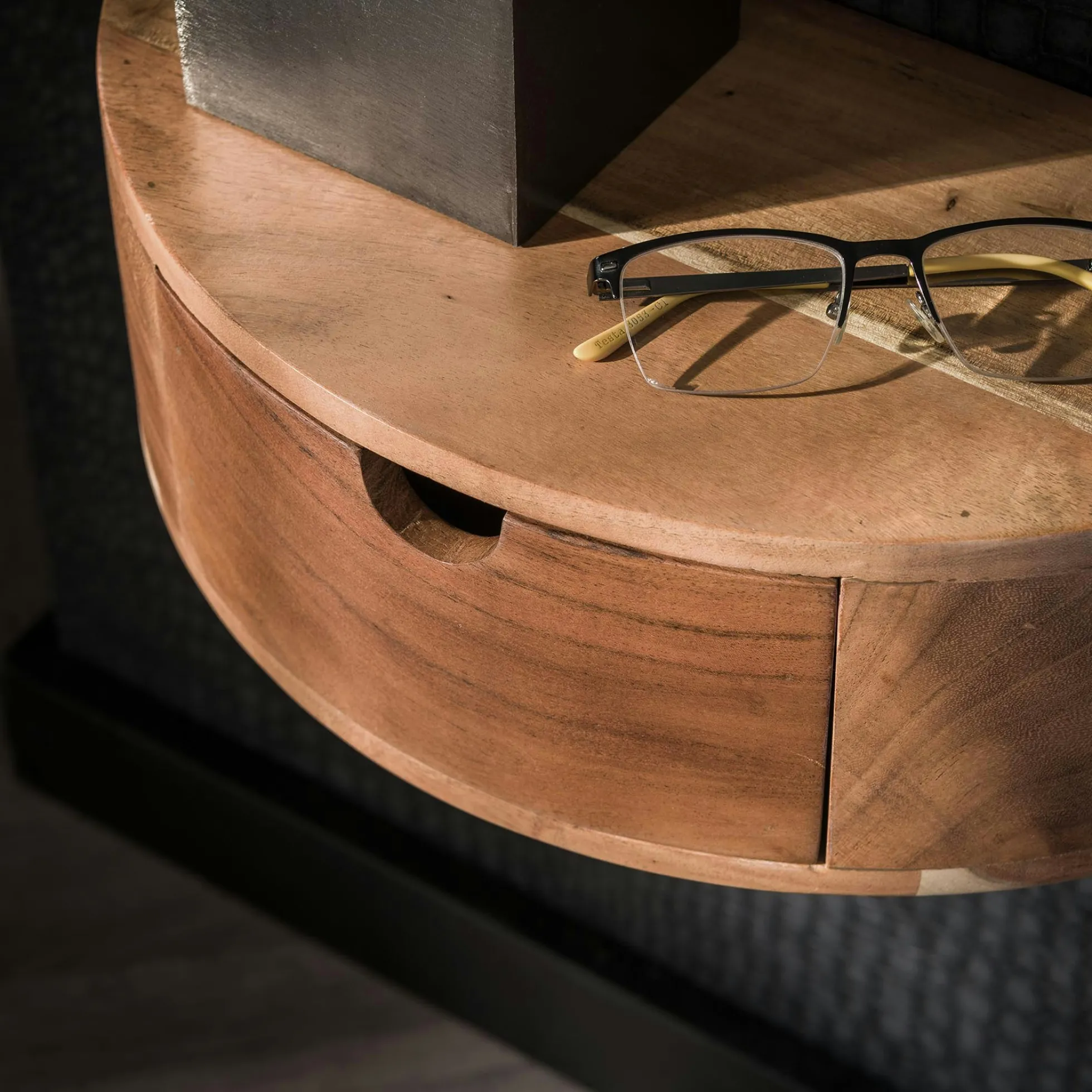 Table de chevet murale courbe 1 tiroir MELBOURNE