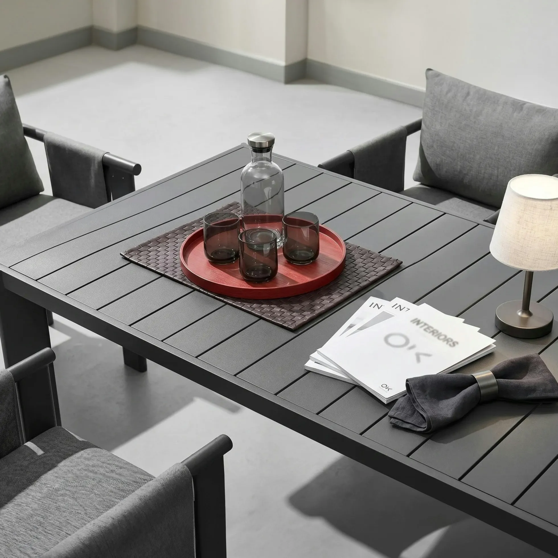 Table de jardin en aluminium + 6 fauteuils anthracite LIGO