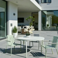 Table de jardin ronde en aluminium gris poudré Ø 130 cm STOCKHOLM