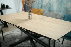 Table en céramique extensible aspect bois pied mikado 180-240 cm LOMBARDIE